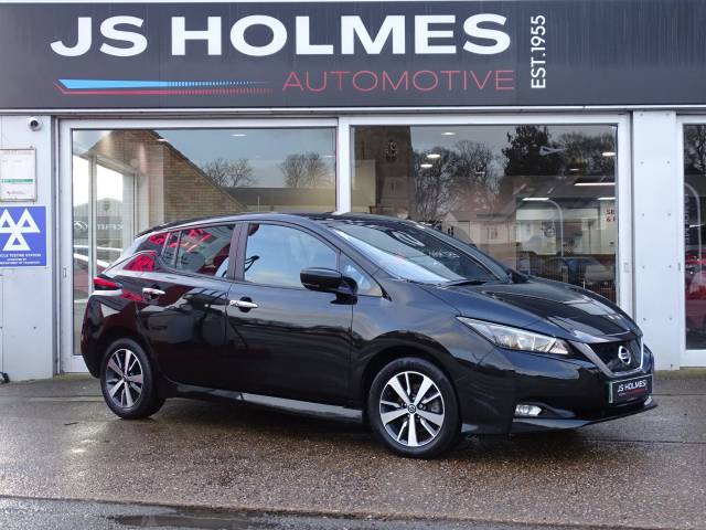 Nissan Leaf 0.0 110kW Acenta 40kWh 5dr Auto [6.6kw Charger] Hatchback Electric BLACK