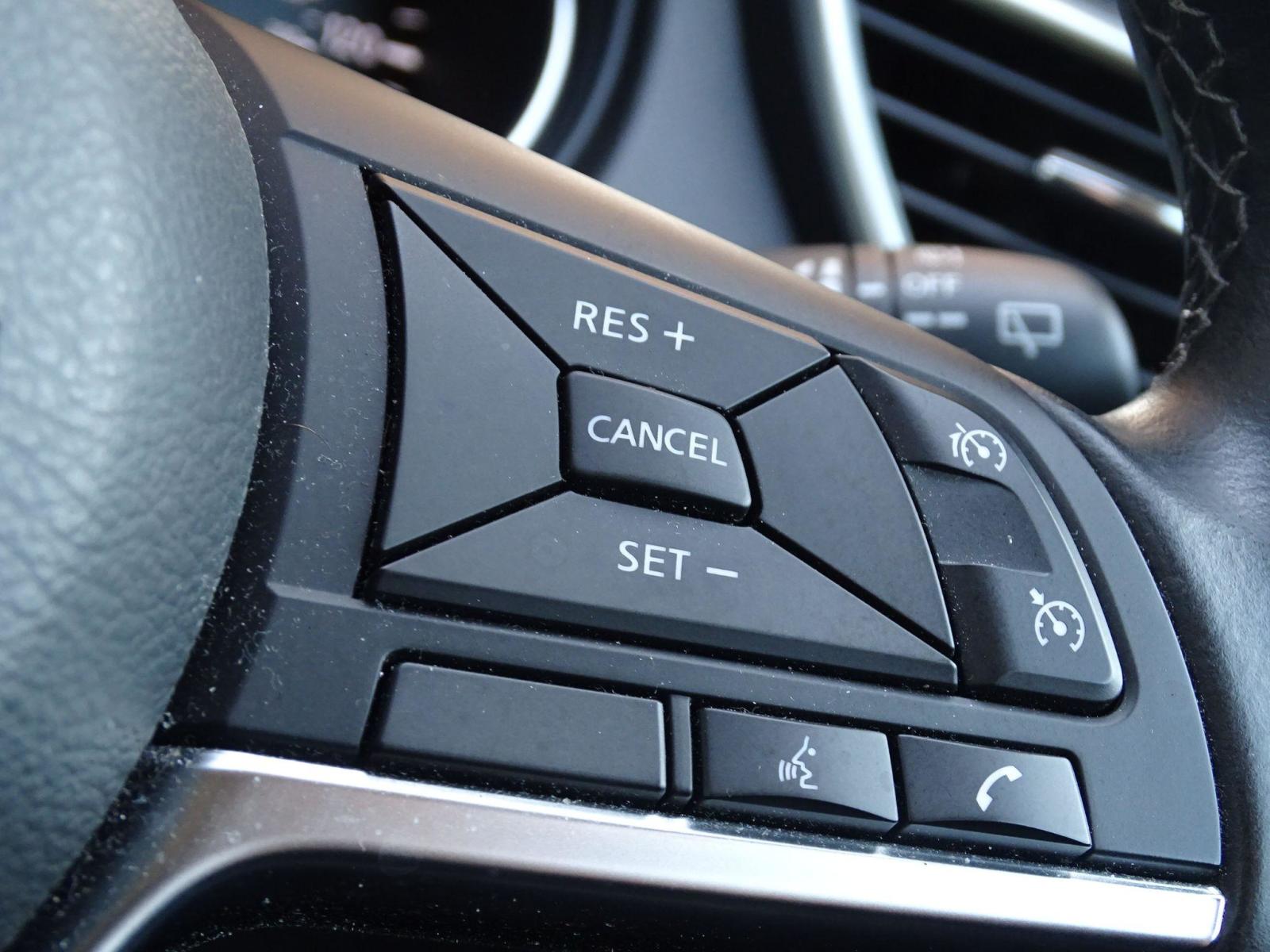Nissan Qashqai 1.3 DiG-T N-Connecta 5dr