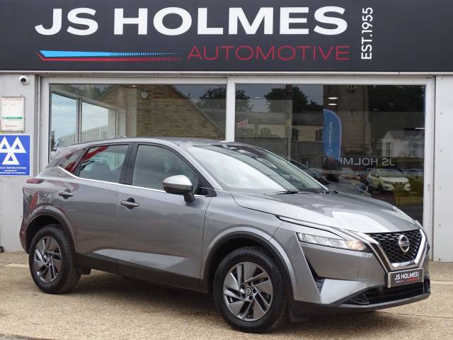Nissan Qashqai 1.3 DiG-T MH Acenta Premium 5dr Hatchback Petrol GREY