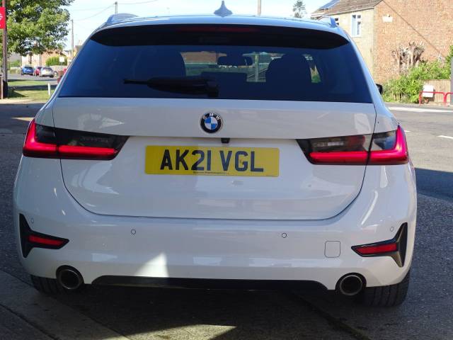 2021 BMW 3 Series 2.0 320i Sport 5dr Step Auto