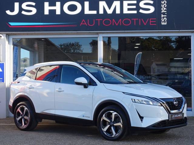 Nissan Qashqai 1.5 E-Power N-Connecta 5dr Auto Hatchback Petrol/Electric Hybrid WHITE