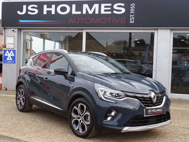 Renault Captur 1.6 E-Tech full hybrid 145 Techno 5dr Auto Hatchback Petrol/Electric Hybrid BLUE/BLACK