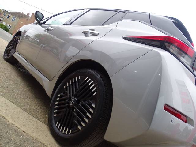 2022 Nissan Leaf 0.0 160kW e+ Tekna 59kWh 5dr Auto