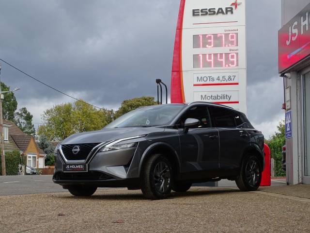 2022 Nissan Qashqai 1.3 DiG-T MH Acenta Premium 5dr