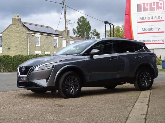 2022 Nissan Qashqai 1.3 DiG-T MH Acenta Premium 5dr