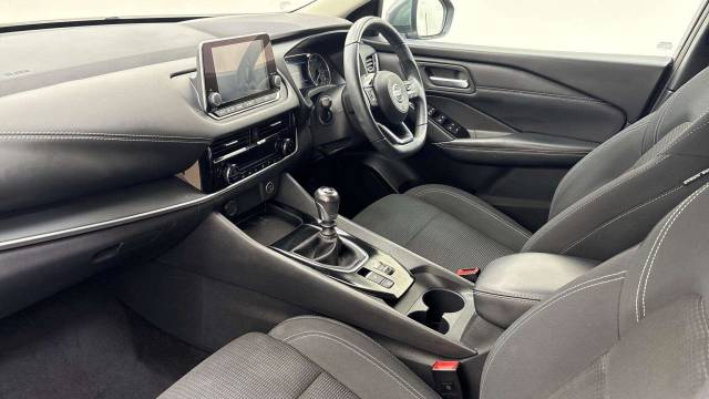 2021 Nissan Qashqai 1.3 DiG-T MH Acenta Premium 5dr
