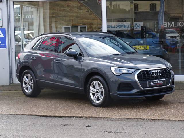 2022 Audi Q3 1.5 35 TFSI Technik 5dr S Tronic