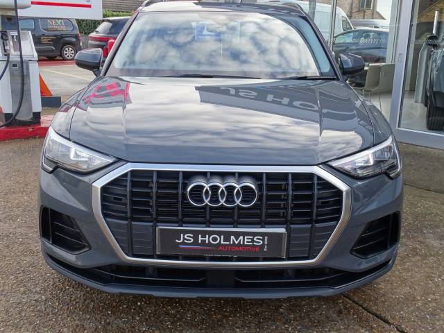 2022 Audi Q3 1.5 35 TFSI Technik 5dr S Tronic