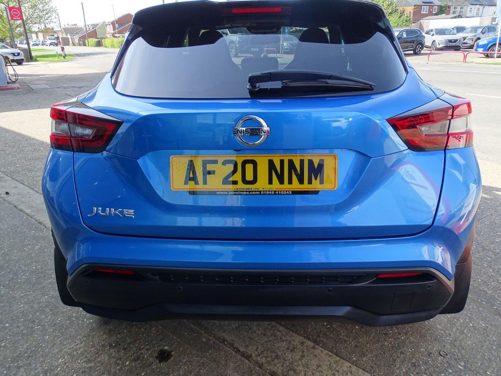 2020 Nissan Juke thumbnail 10