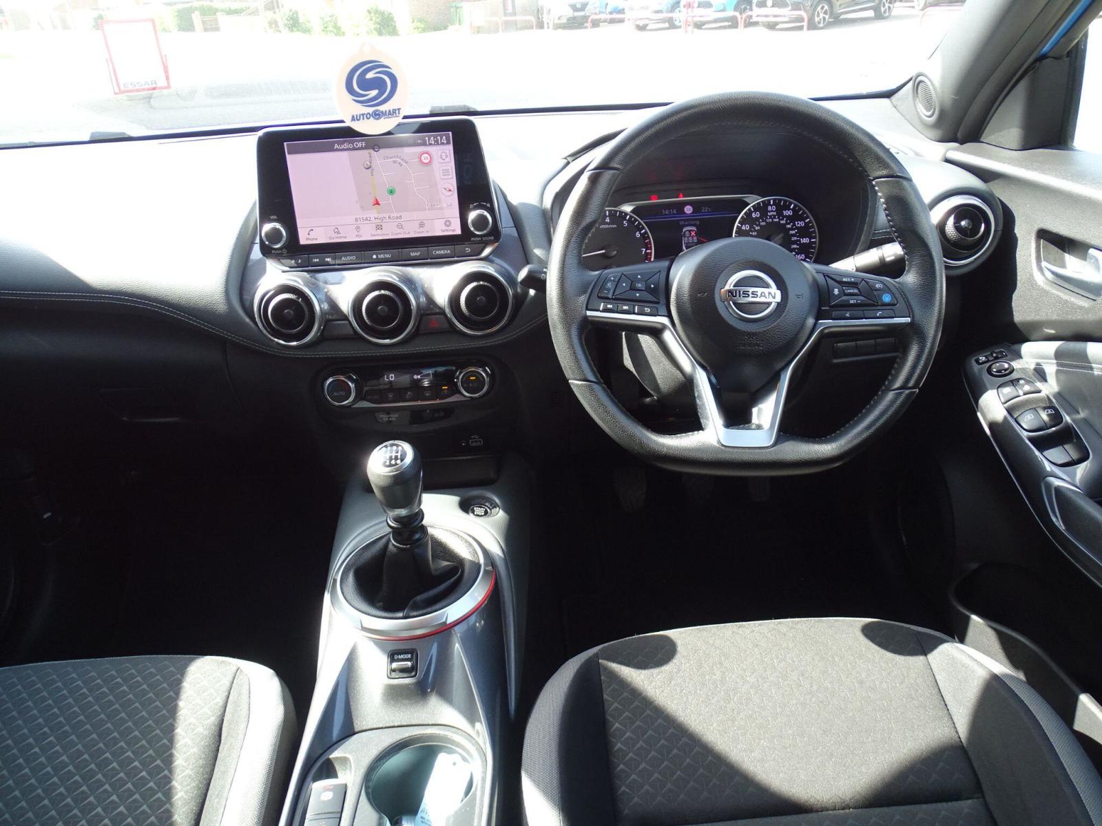2020 Nissan Juke thumbnail 13