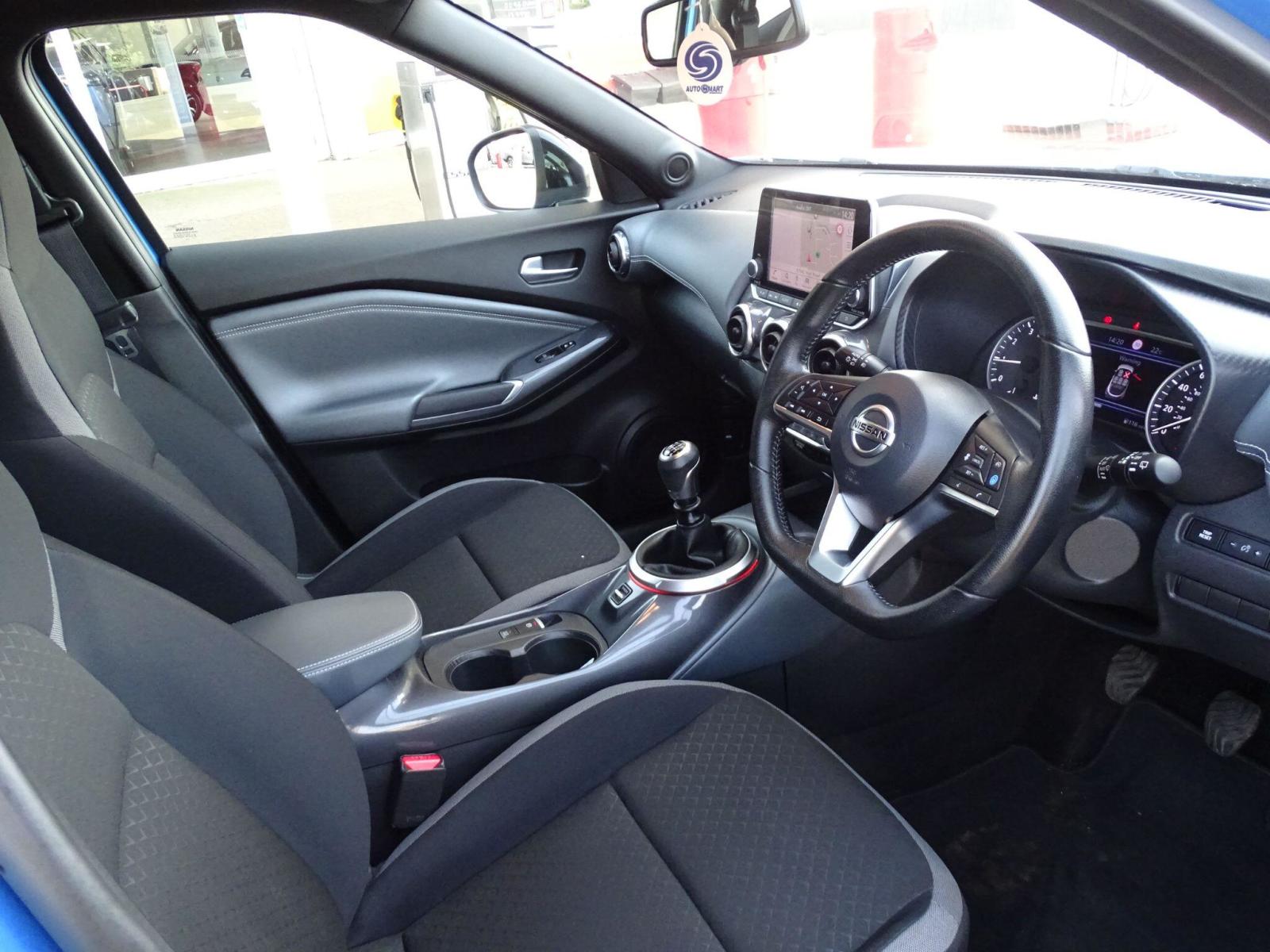 2020 Nissan Juke thumbnail 16