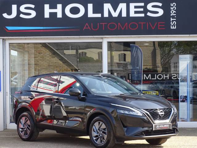 Nissan Qashqai 1.3 DiG-T MH 158 Acenta Premium 5dr Xtronic Hatchback Petrol BLACK