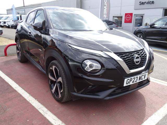 Nissan Juke 1.0 DiG-T 114 Tekna 5dr Hatchback Petrol BLACK
