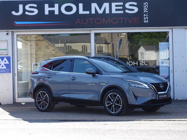 Nissan Qashqai 1.3 DiG-T MH 158 Tekna 5dr Xtronic Hatchback Petrol GREY