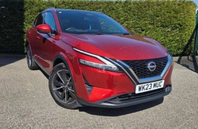 Nissan Qashqai 1.3 DiG-T MH 158 Tekna 5dr Xtronic Hatchback Petrol RED