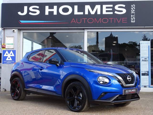 Nissan Juke 1.0 DiG-T Tekna 5dr DCT Hatchback Petrol BLUE