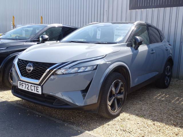Nissan Qashqai 1.3 DiG-T MH N-Connecta 5dr Hatchback Petrol GREY