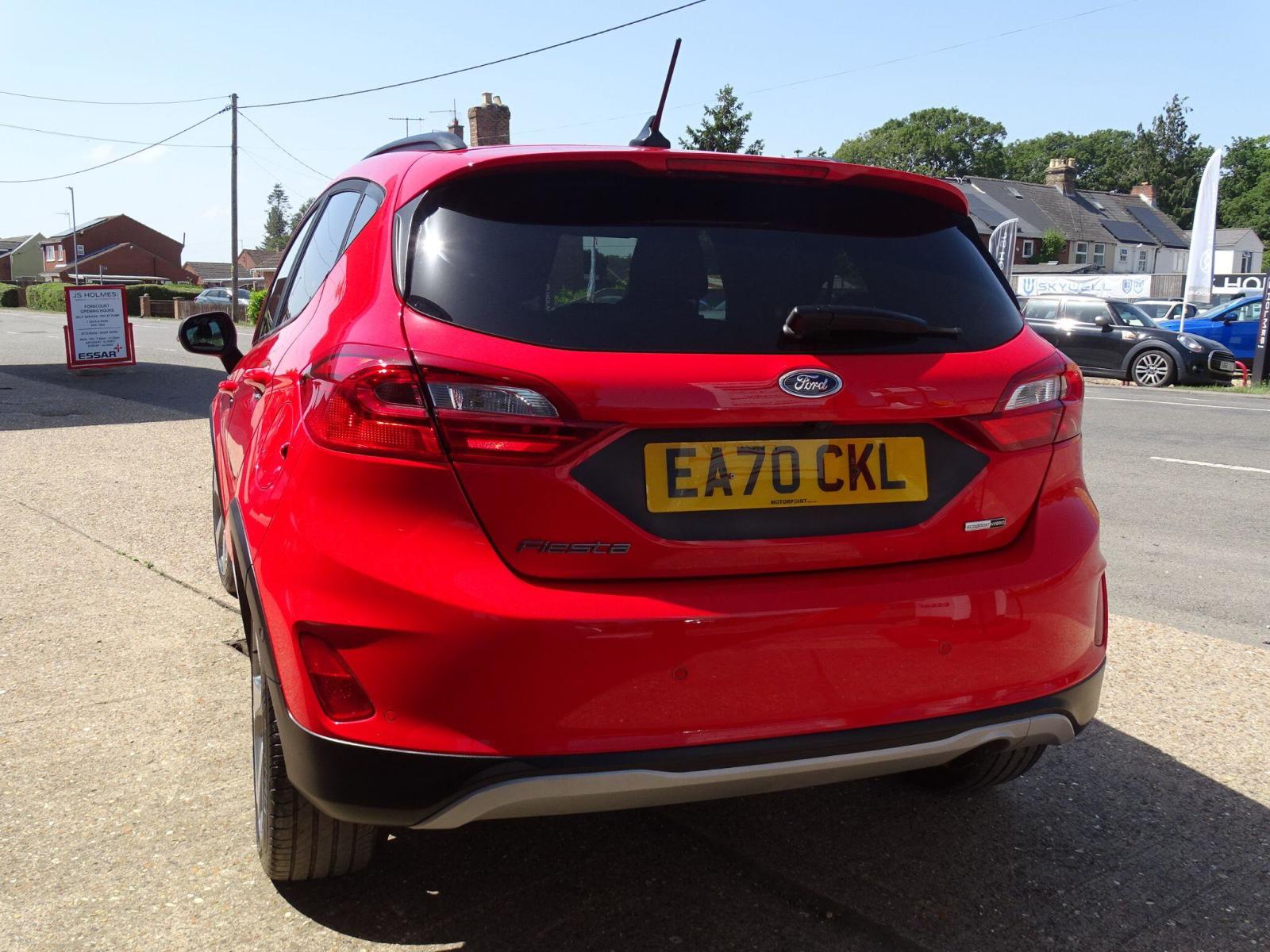 2020 Ford Fiesta thumbnail 10