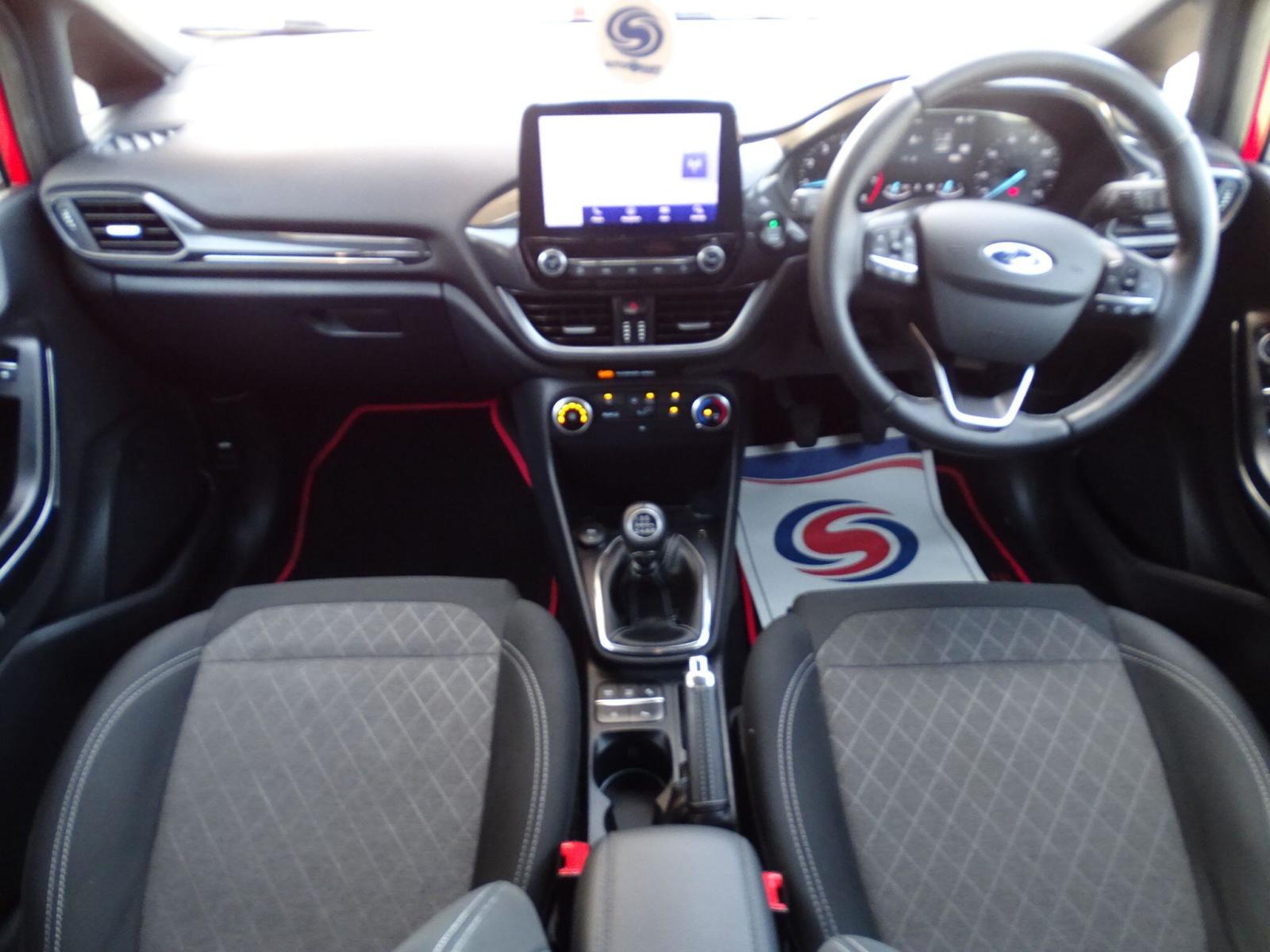 2020 Ford Fiesta thumbnail 16