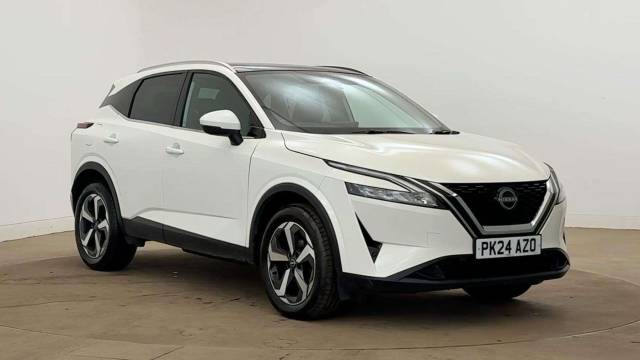 Nissan Qashqai 1.3 DiG-T MH N-Connecta 5dr Hatchback Petrol WHITE