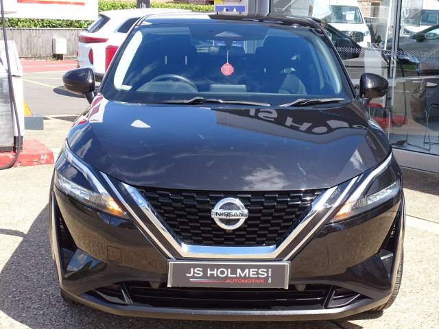 2022 Nissan Qashqai 1.3 DiG-T MH Acenta Premium 5dr
