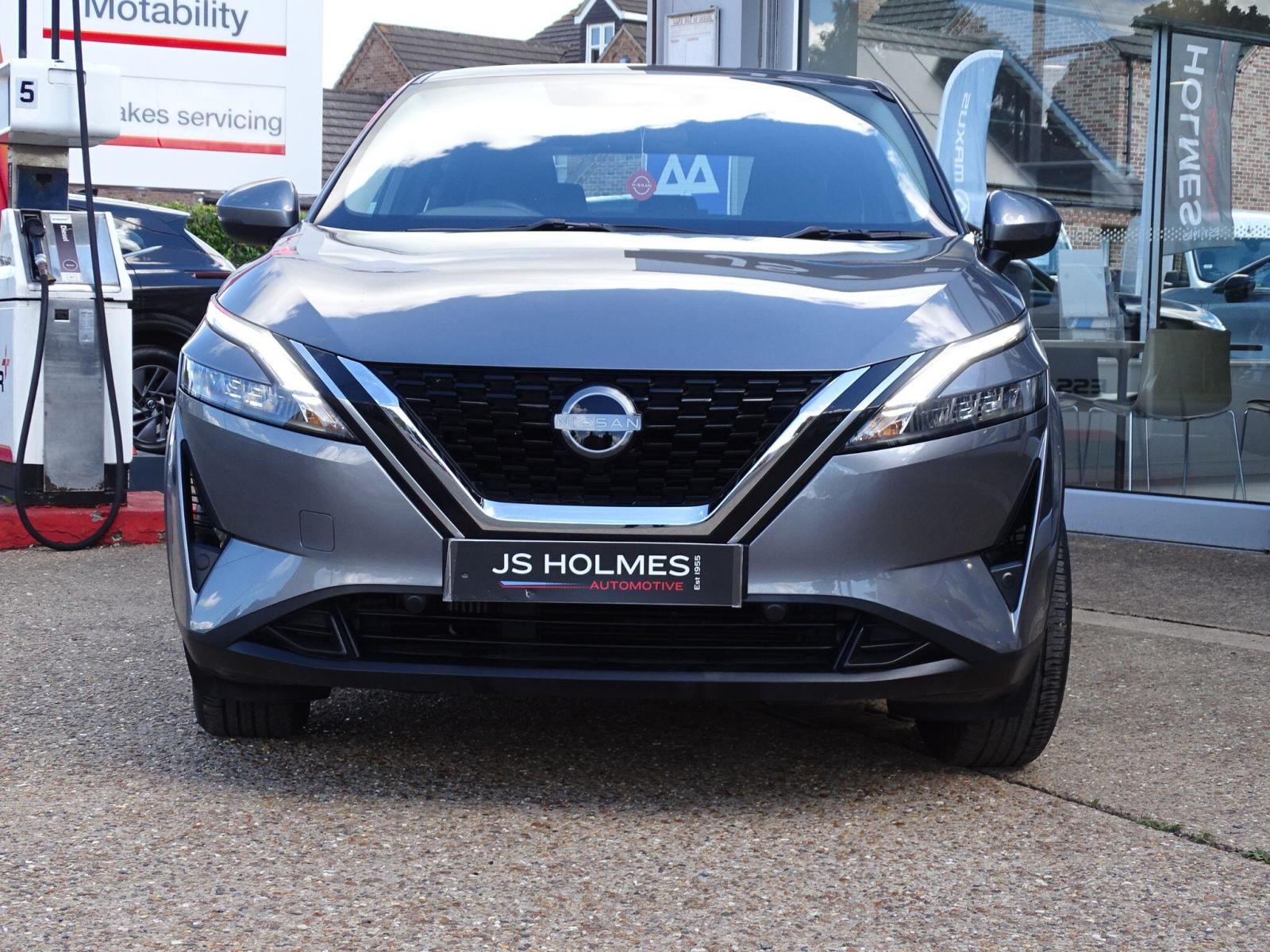 2023 Nissan Qashqai thumbnail 2