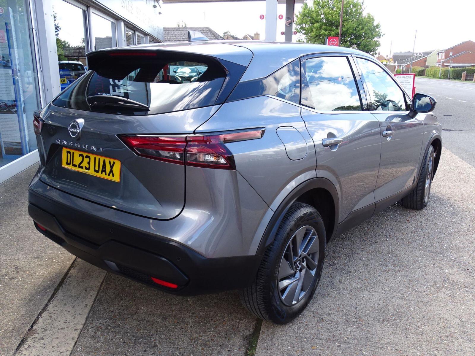 2023 Nissan Qashqai thumbnail 10