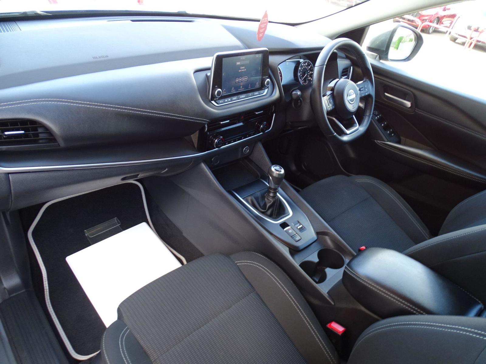 2023 Nissan Qashqai thumbnail 11