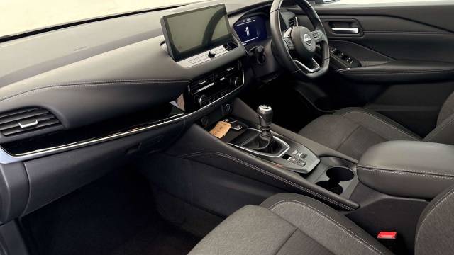 2022 Nissan Qashqai 1.3 DiG-T MH N-Connecta 5dr