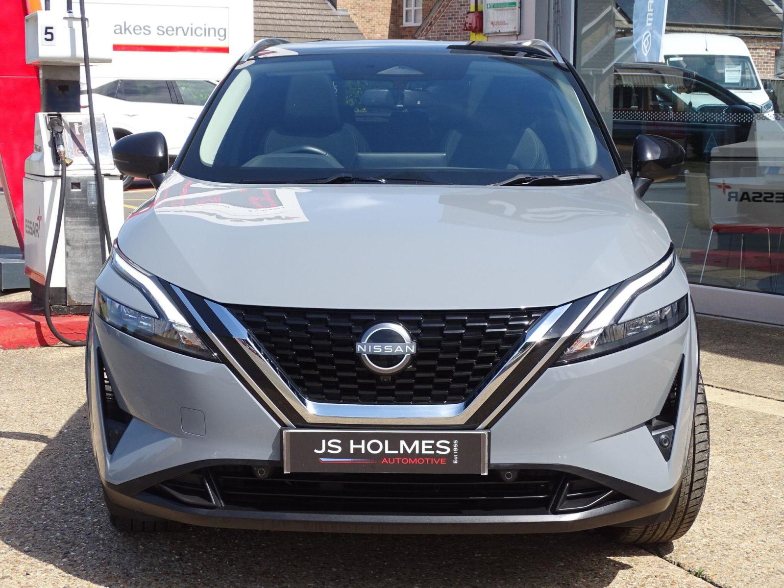 2022 Nissan Qashqai thumbnail 3