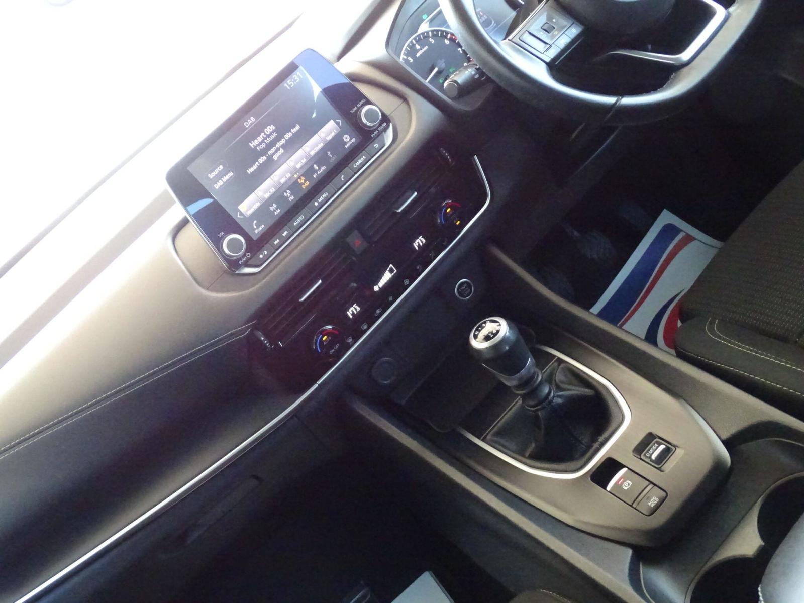 2022 Nissan Qashqai thumbnail 14