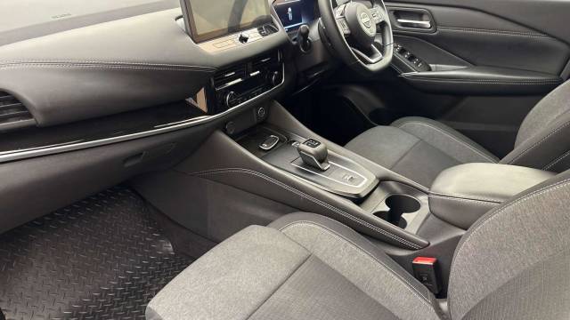 2023 Nissan Qashqai 1.3 DiG-T MH 158 N-Connecta 5dr Xtronic