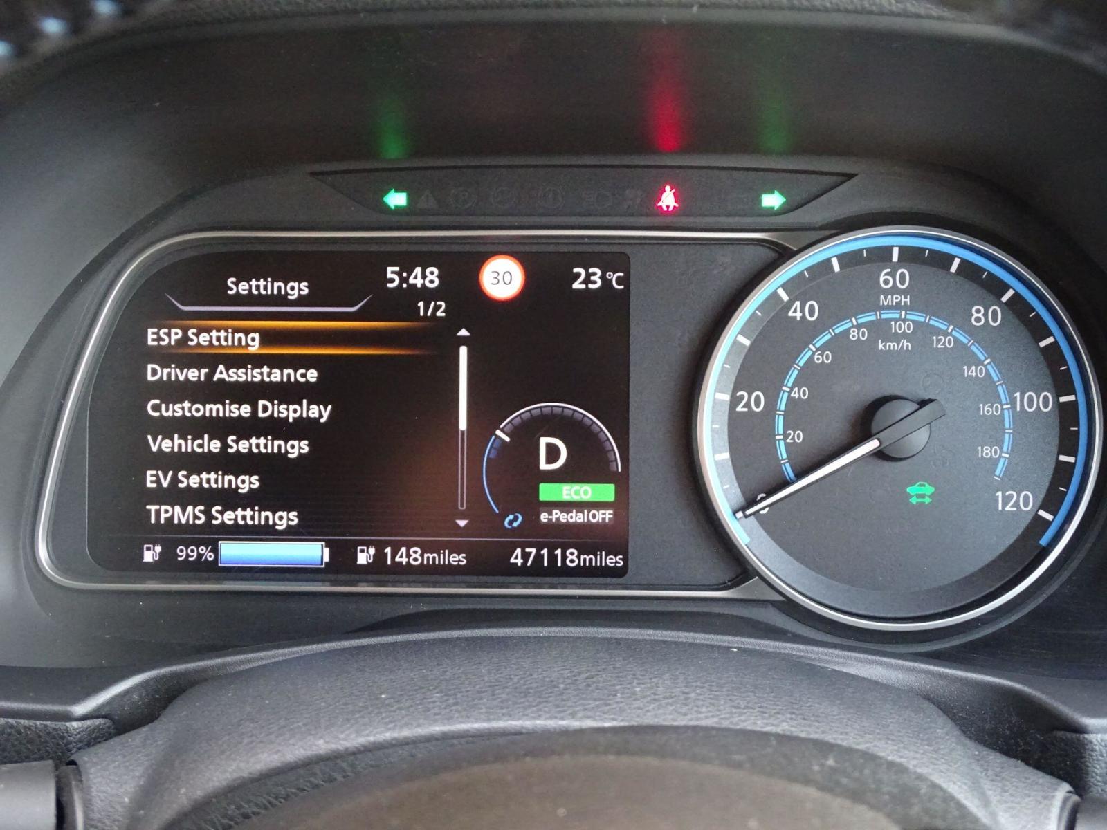 2020 Nissan Leaf thumbnail 23