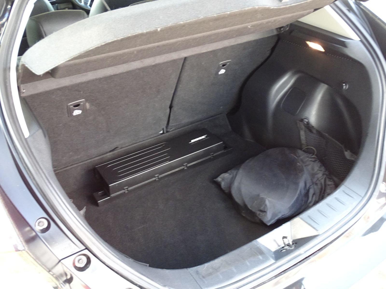 2020 Nissan Leaf thumbnail 24