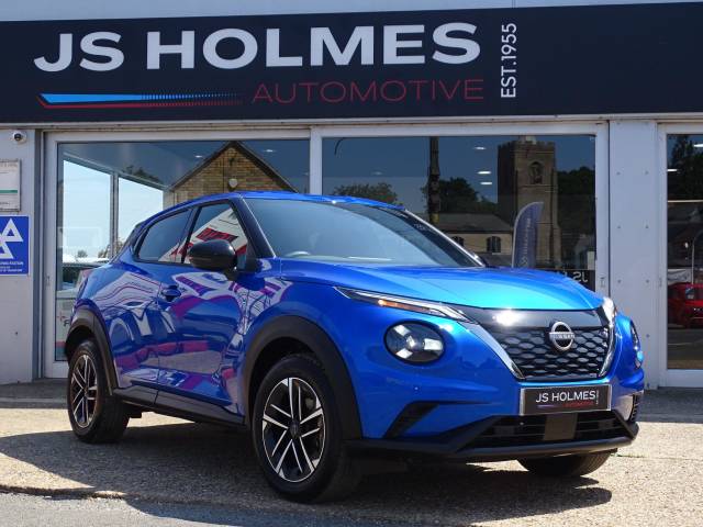 Nissan Juke 1.6 Hybrid N-Connecta 5dr Auto Hatchback Petrol/Electric Hybrid BLUE