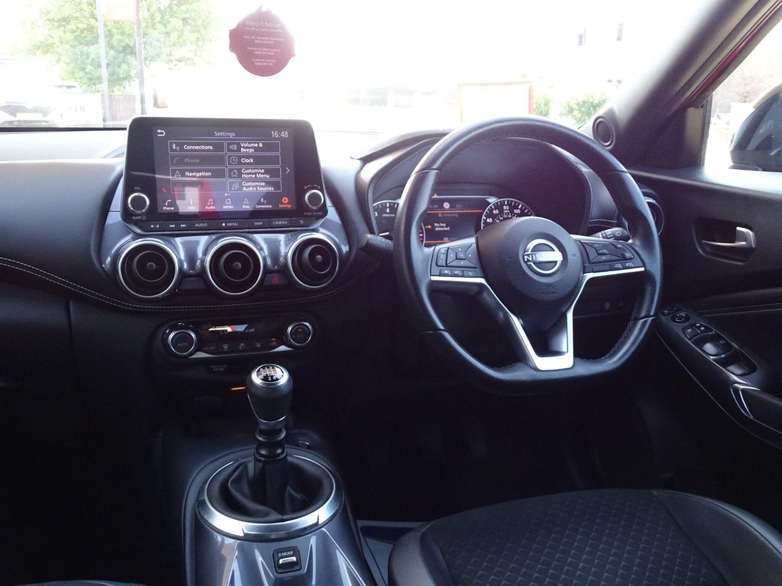 2022 Nissan Juke thumbnail 14