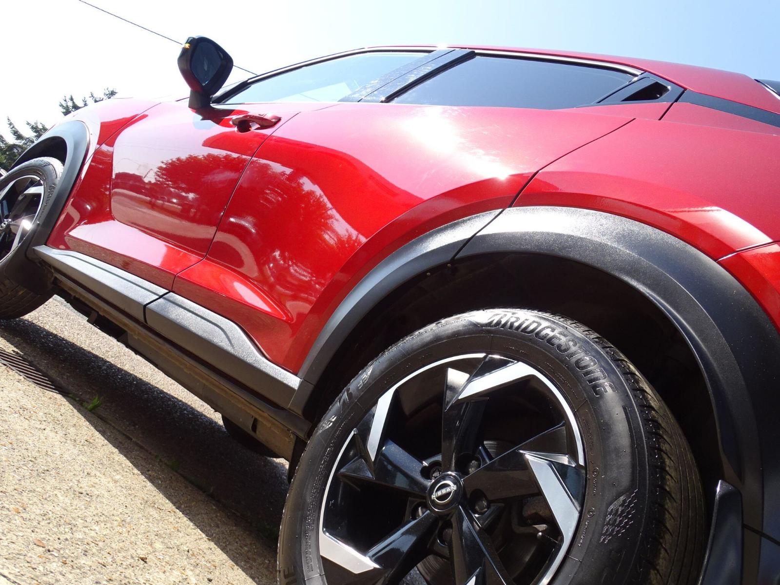 2022 Nissan Juke thumbnail 18