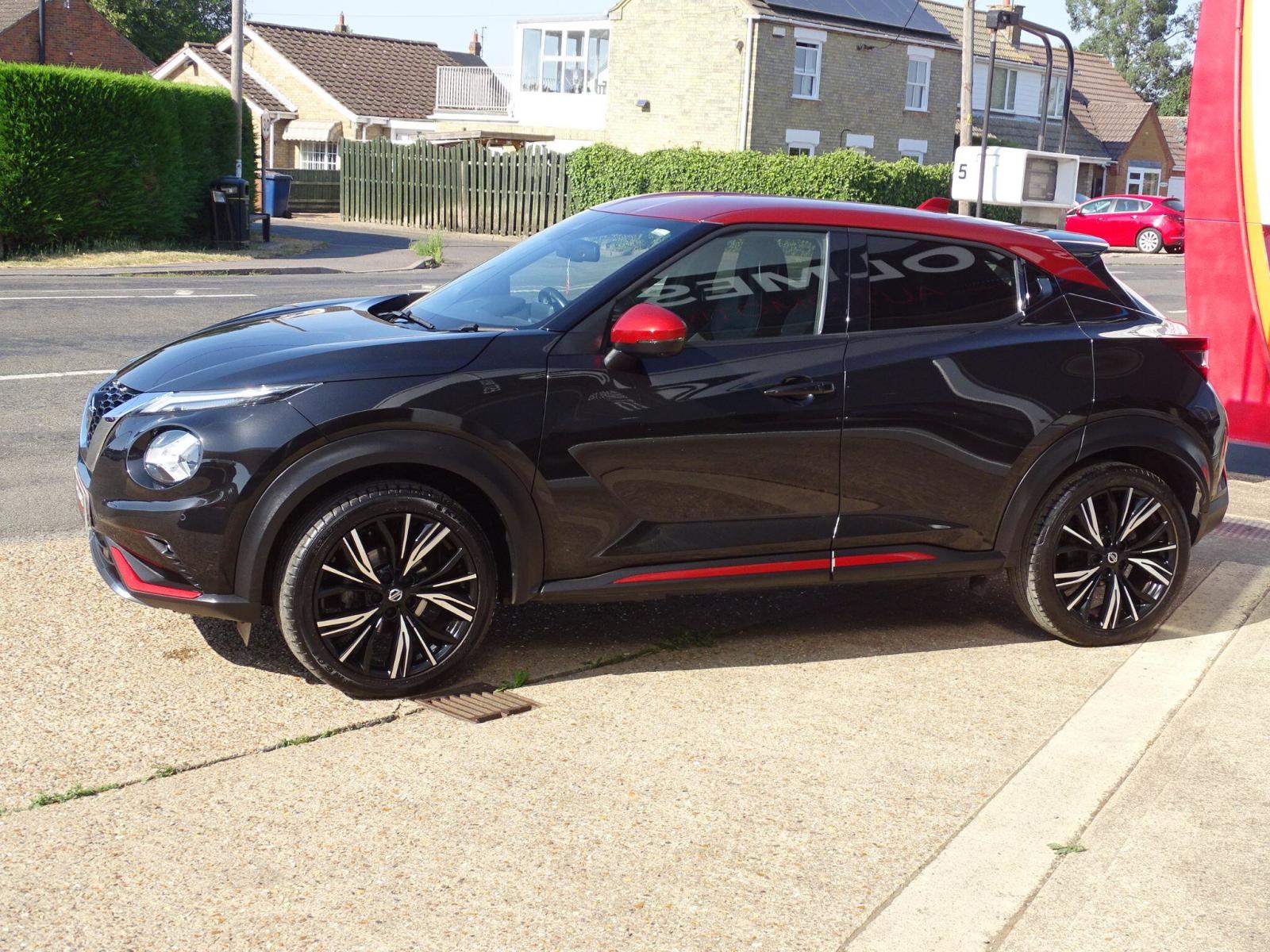 2021 Nissan Juke thumbnail 4