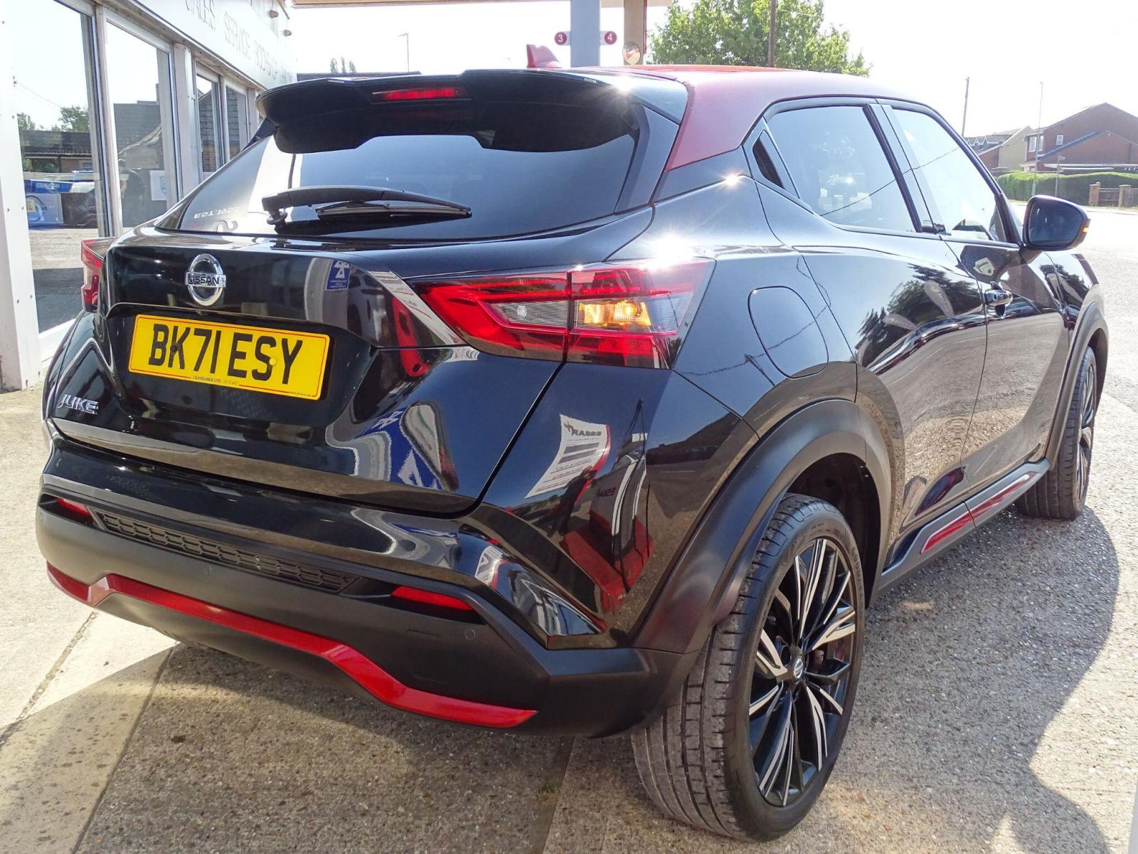 2021 Nissan Juke thumbnail 10