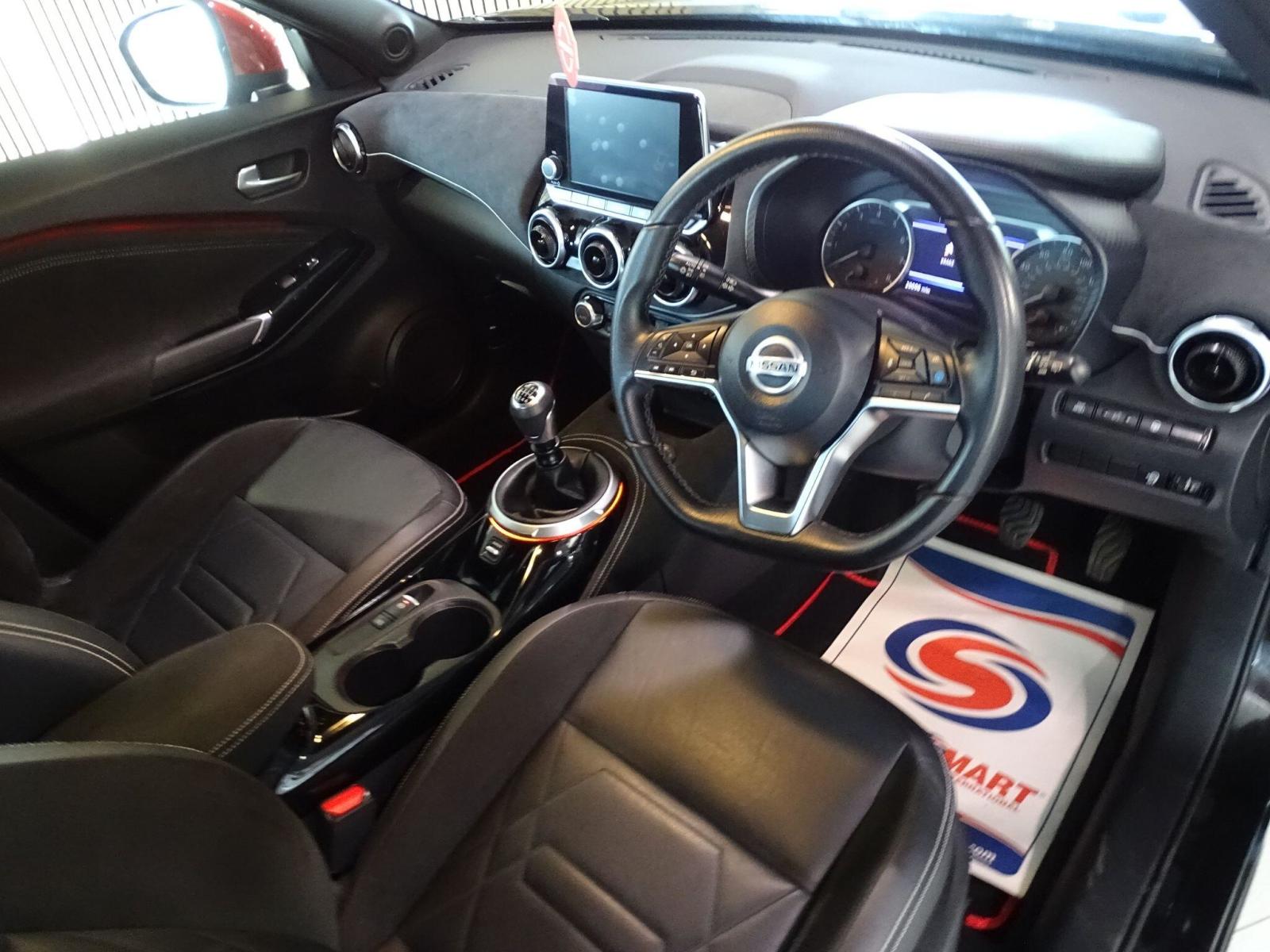 2021 Nissan Juke thumbnail 12