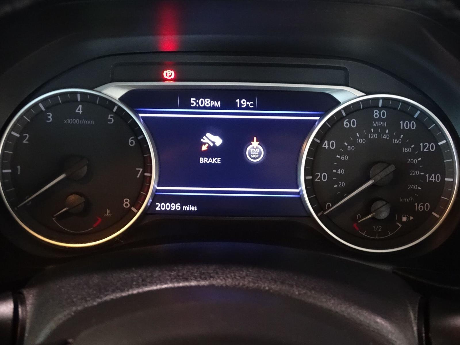 2021 Nissan Juke thumbnail 24