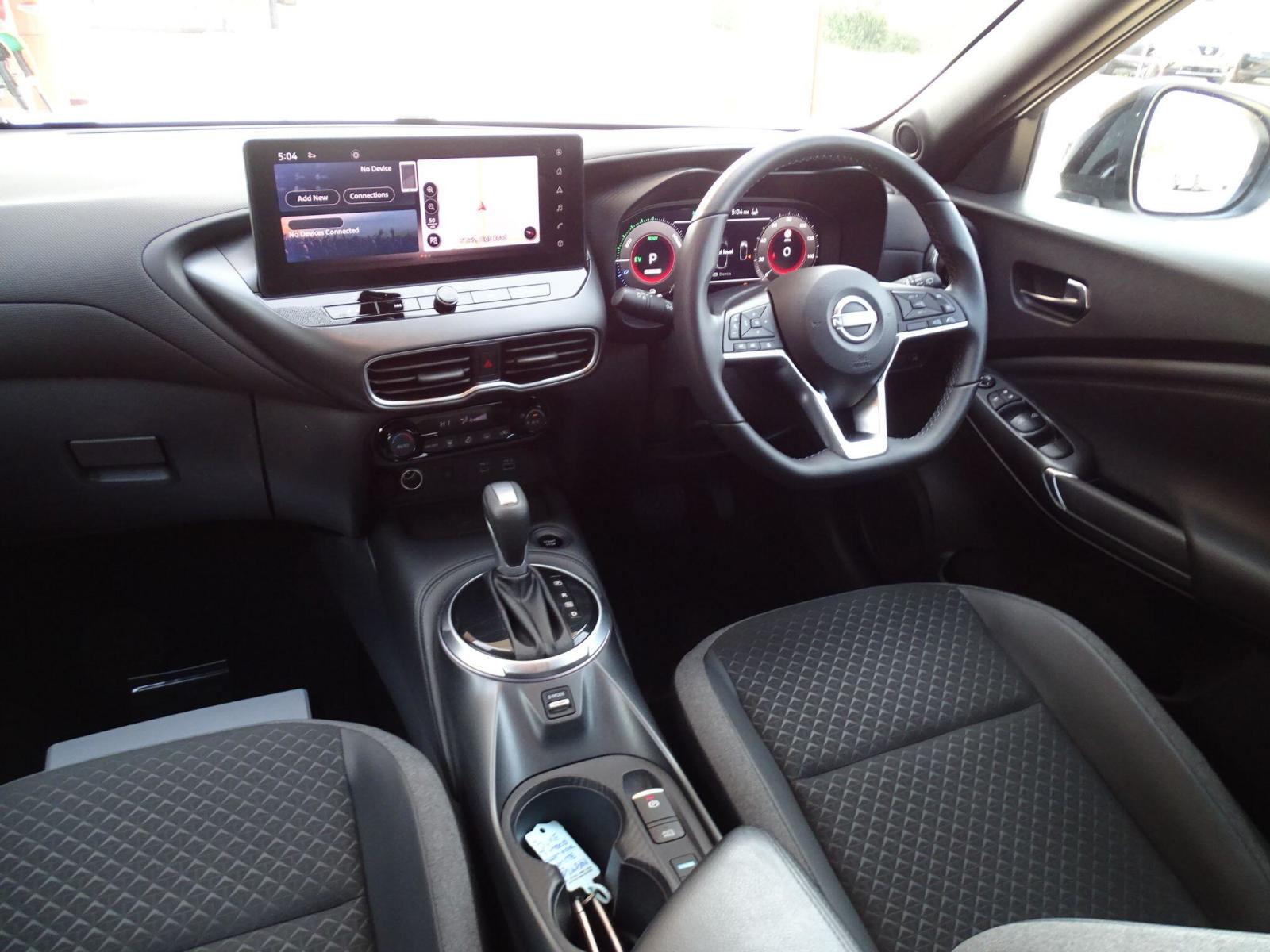 2024 Nissan Juke thumbnail 14