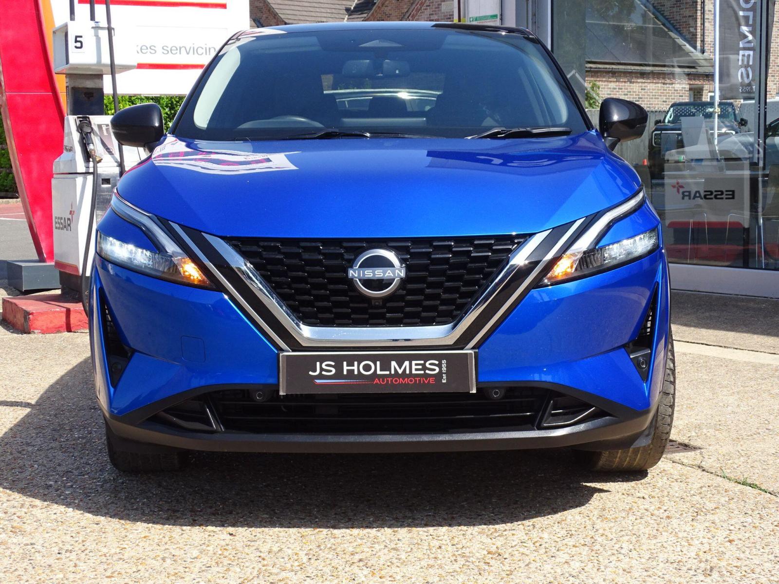 2023 Nissan Qashqai thumbnail 2