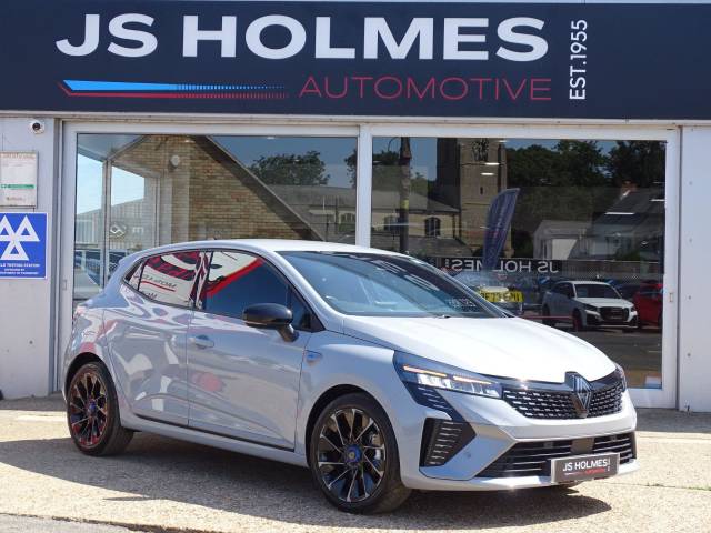 Renault Clio 1.6 E-TECH full hybrid 145 Esprit Alpine 5dr Auto Hatchback Petrol/Electric Hybrid GREY