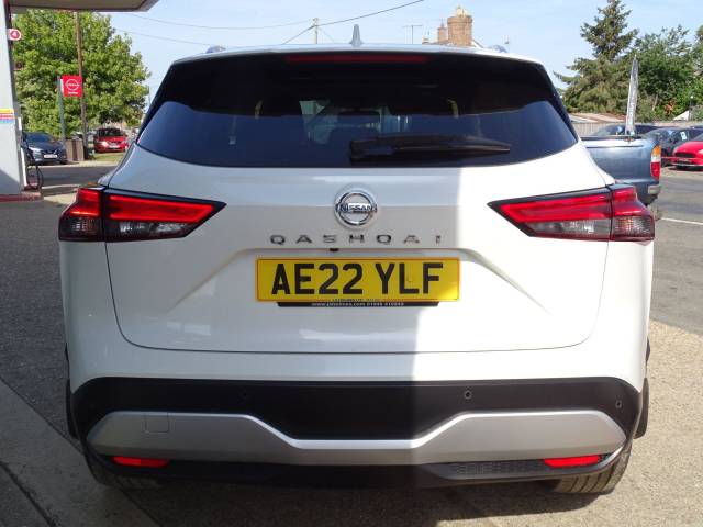 2022 Nissan Qashqai 1.3 DiG-T MH N-Connecta 5dr