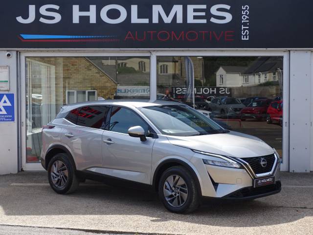 Nissan Qashqai 1.3 DiG-T MH Acenta Premium 5dr Hatchback Petrol SILVER