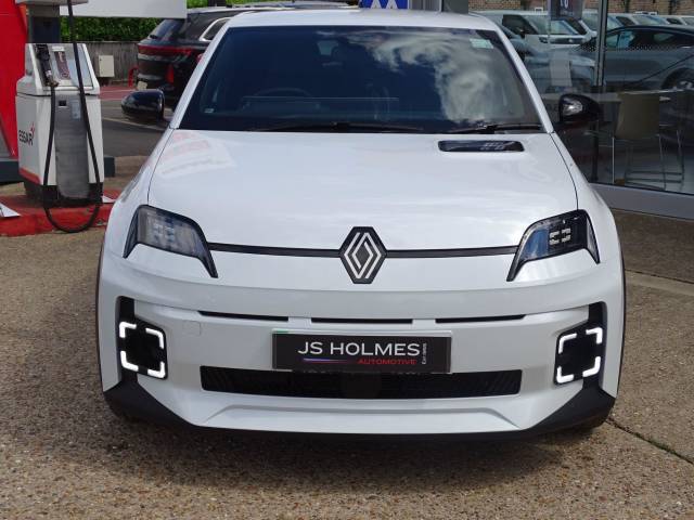 2025 Renault 5 E-Tech electric 0.0 110kW Techno Comfort Range 52kWh 5dr Auto
