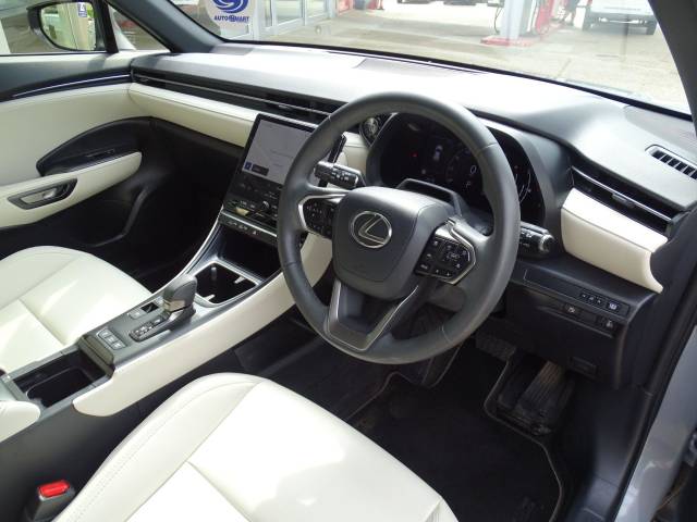 2024 Lexus Lbx 1.5 Premium 5dr E-CVT