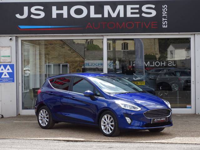 Ford Fiesta 1.0 EcoBoost 125 Titanium 5dr Hatchback Petrol BLUE