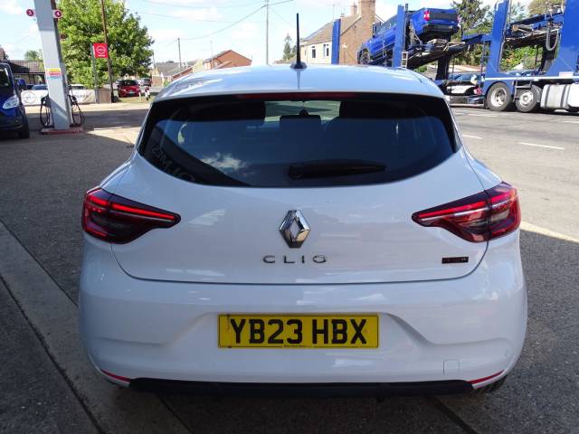 2023 Renault Clio 1.6 E-TECH full hybrid 145 Evolution 5dr Auto